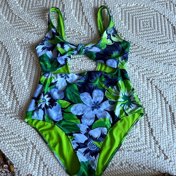 2 for $30 Aerie knot one piece swim - Picture 2 of 6